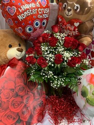 Ultimate Valentine Special from Ladybug's Flowers & Gifts, local florist in Tulsa